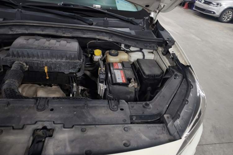 Used MG ZS 2017 1.5L Automatic Luxury Edition Engine Bay Left