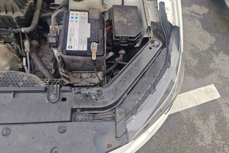 Used MG ZS 2017 1.5L Automatic Luxury Internet Edition Engine Bay Left
