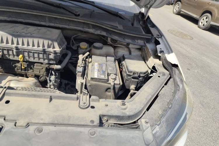 Used MG ZS 2017 1.5L Automatic Luxury Internet Edition Engine Bay Left