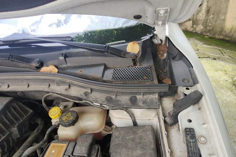 Used MG ZS 2017 1.5L Automatic Luxury Edition Engine Bay Left