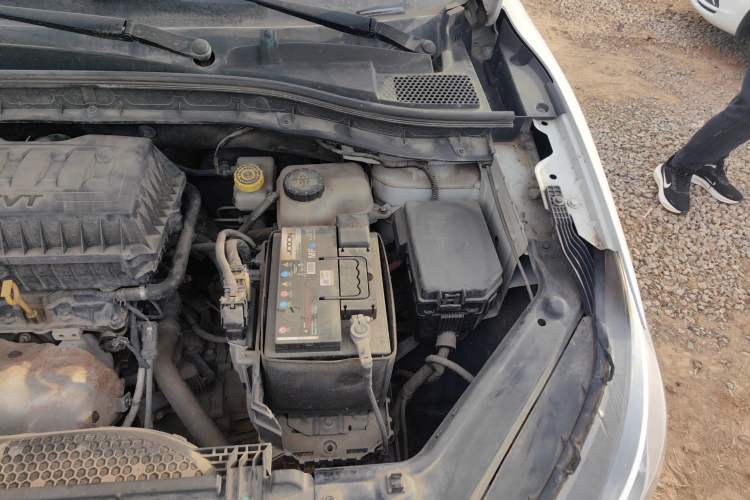 Used MG ZS 2017 1.5L Manual Elite Edition Engine Bay Left