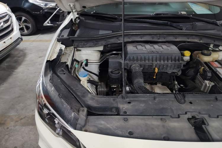 Used MG ZS 2017 1.5L Automatic Luxury Edition Engine Bay Right