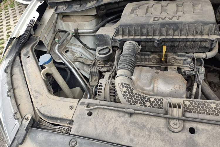 Used MG ZS 2017 1.5L Automatic Luxury Edition Engine Bay Right
