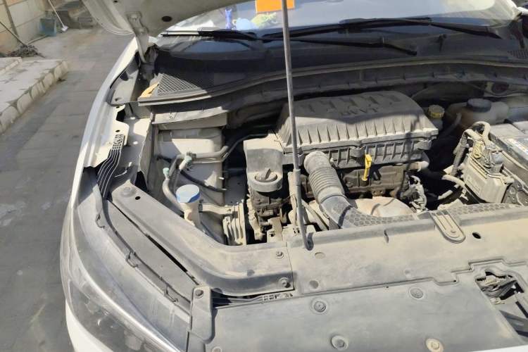 Used MG ZS 2017 1.5L Automatic Luxury Internet Edition Engine Bay Right