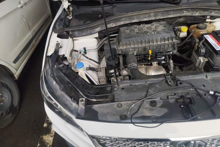 Used MG ZS 2017 1.5L Automatic Luxury Edition Engine Bay Right