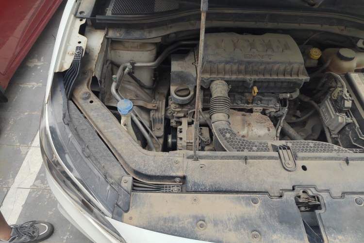 Used MG ZS 2017 1.5L Manual Luxury Edition Engine Bay Right