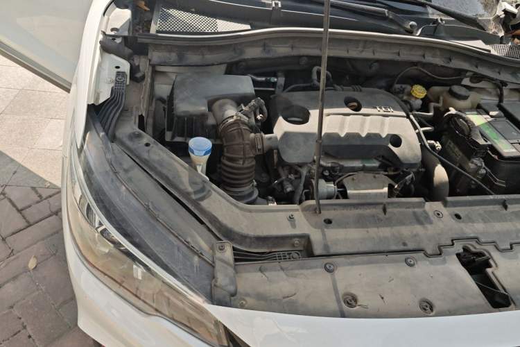 Used MG ZS 2017 16T Automatic Prestige Edition Engine Bay Right