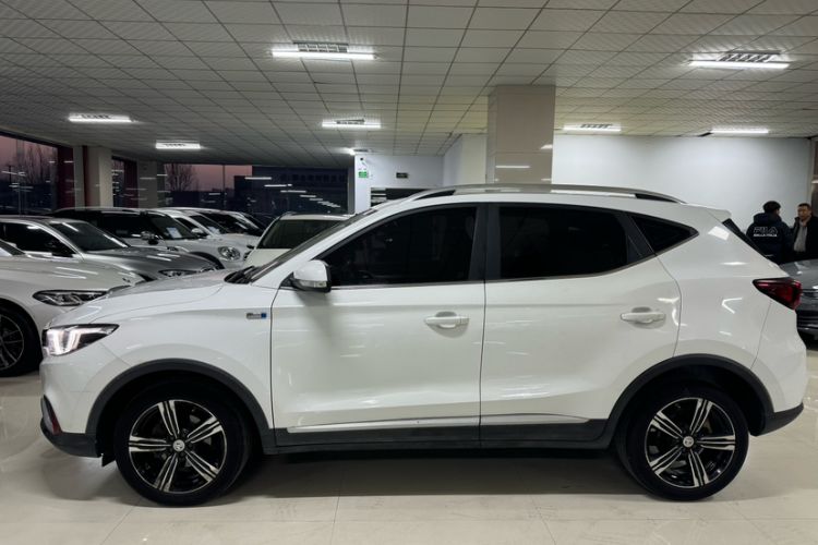 Used MG ZS 2017 16T Automatic Flagship Internet Edition Exterior 14