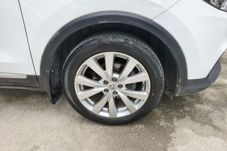 Used MG ZS 2017 1.5L Manual Luxury Edition Exterior 5