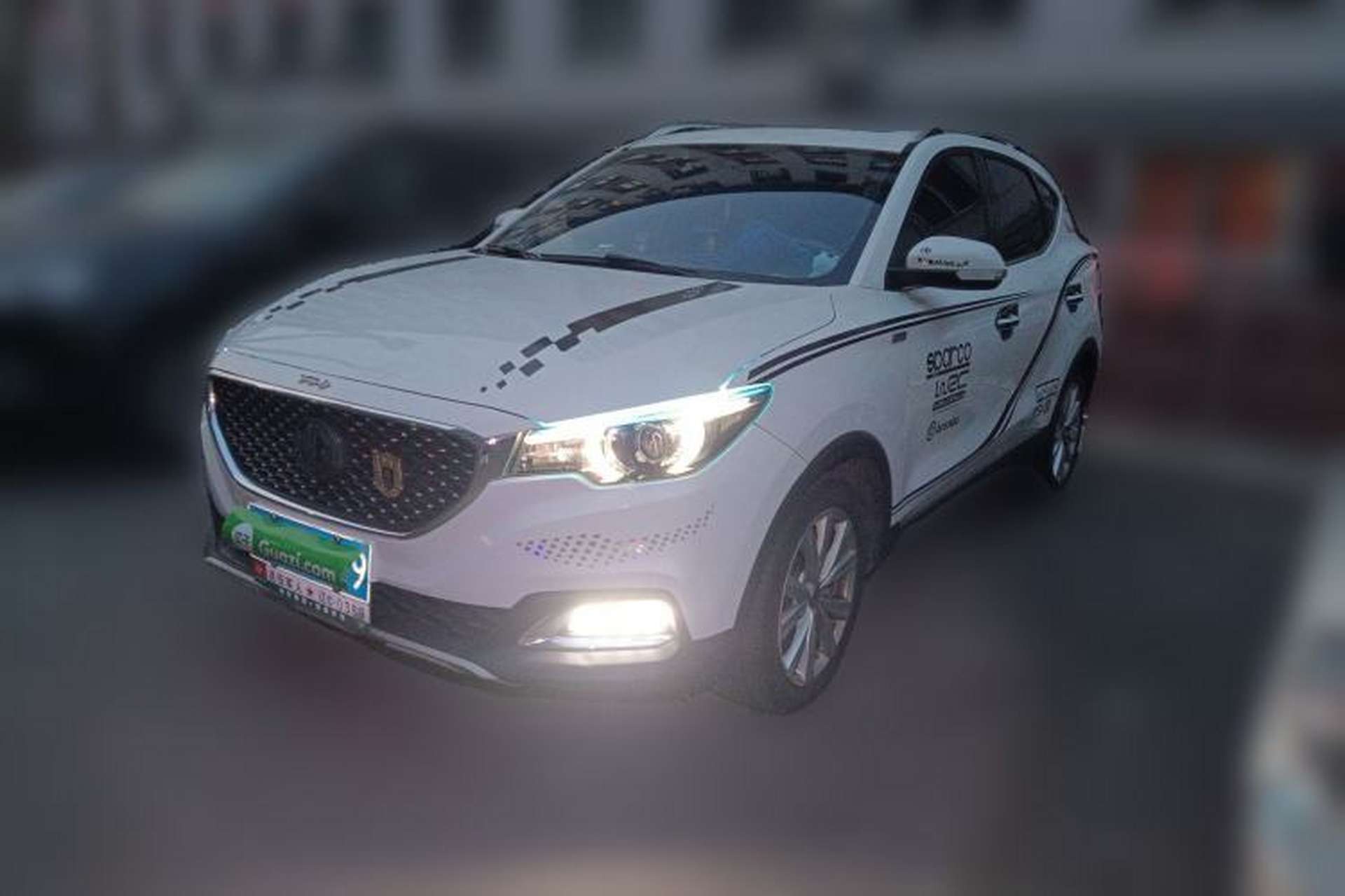 Used MG ZS 2017 1.5L Manual Luxury Edition Front Left 45 Deg