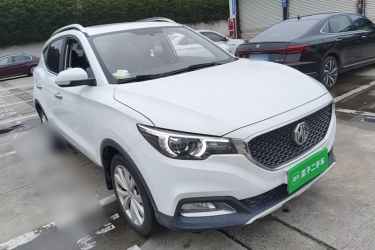 Used MG ZS 2017 1.5L Manual Luxury Edition Front Right 45 Deg