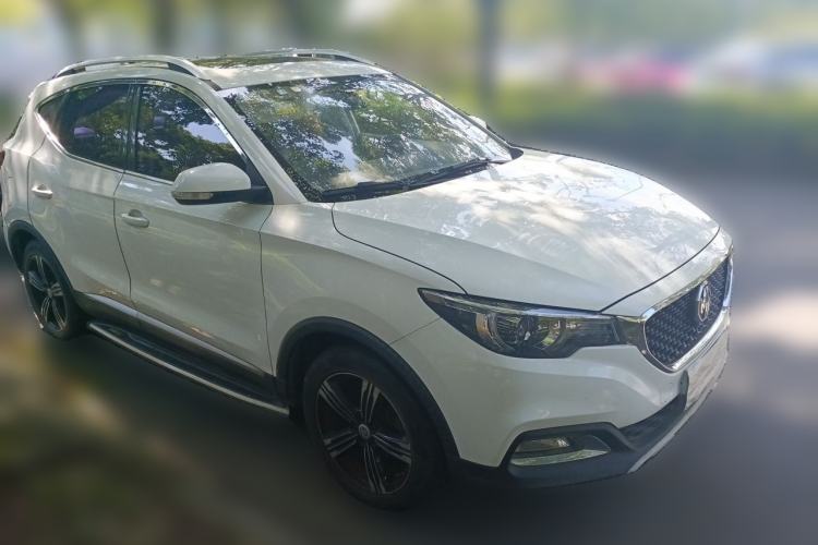 Used MG ZS 2017 1.5L Automatic Luxury Internet Edition Front Right 45 Deg