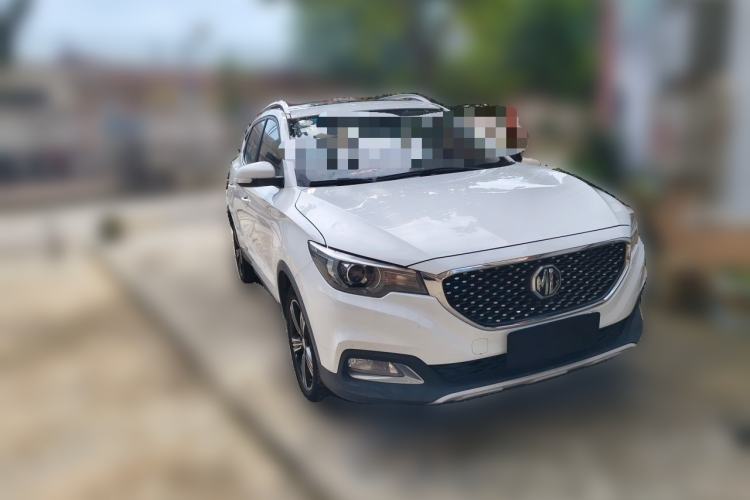Used MG ZS 2017 1.5L Automatic Luxury Edition Front Right 45 Deg