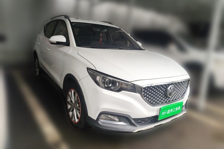 Used MG ZS 2017 1.5L Automatic Luxury Edition Front Right 45 Deg