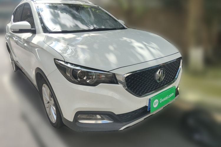 Used MG ZS 2017 1.5L Automatic Luxury Edition Front Right 45 Deg