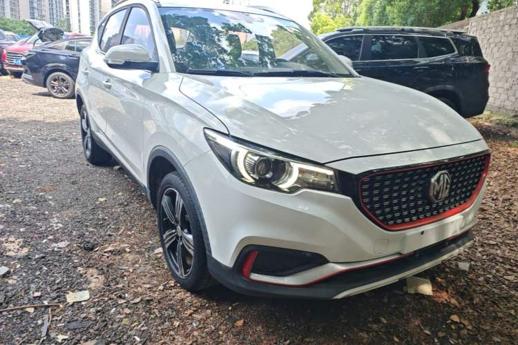 Used MG ZS 2017 16T Automatic Flagship Internet Edition Front Right 45 Deg