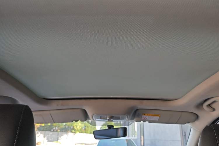 Used MG ZS 2017 1.5L Automatic Luxury Edition Headliner