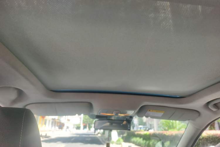 Used MG ZS 2017 1.5L Automatic Luxury Edition Headliner