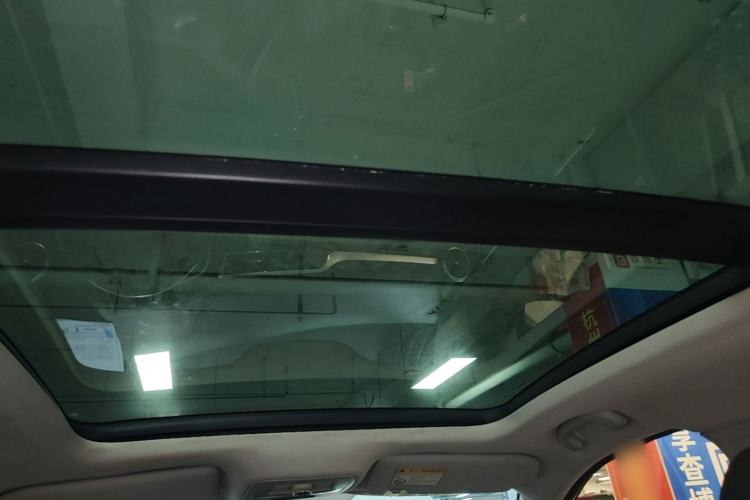 Used MG ZS 2017 1.5L Automatic Luxury Edition Headliner