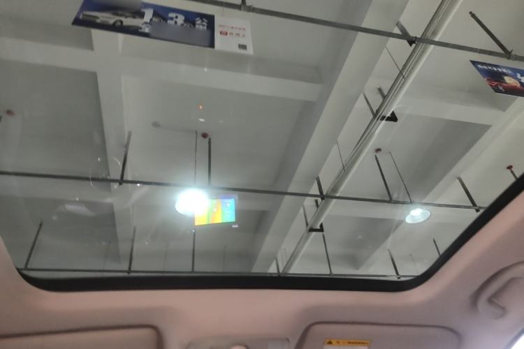 Used MG ZS 2017 1.5L Automatic Luxury Edition Headliner