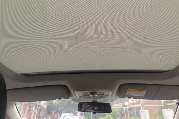 Used MG ZS 2017 1.5L Automatic Luxury Internet Edition Headliner