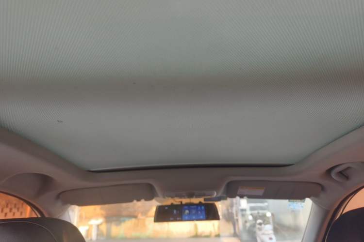 Used MG ZS 2017 1.5L Manual Luxury Edition Headliner