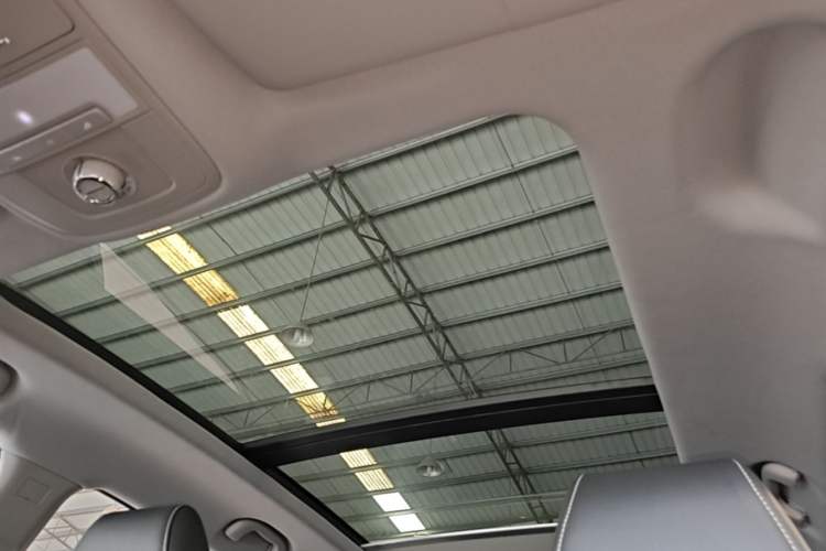 Used MG ZS 2017 1.5L Automatic Luxury Internet Edition Headliner