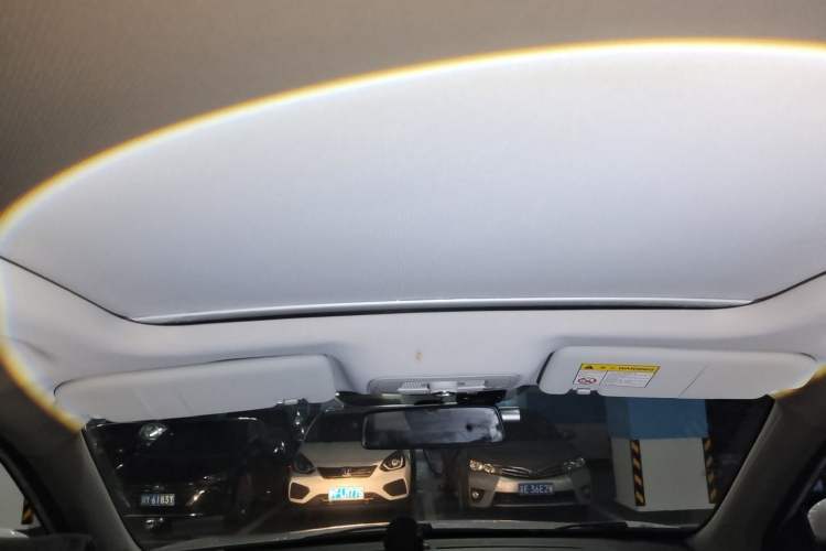 Used MG ZS 2017 1.5L Automatic Luxury Internet Edition Headliner
