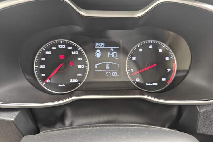 Used MG ZS 2017 1.5L Manual Elite Edition Instrument Cluster