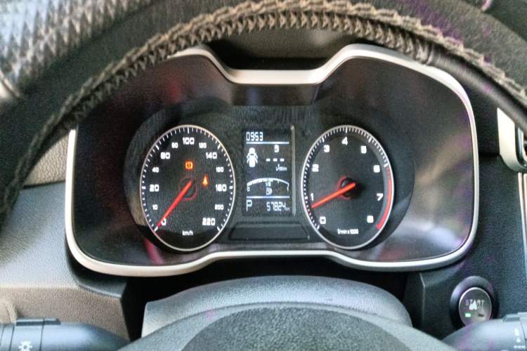 Used MG ZS 2017 1.5L Automatic Luxury Internet Edition Instrument Cluster