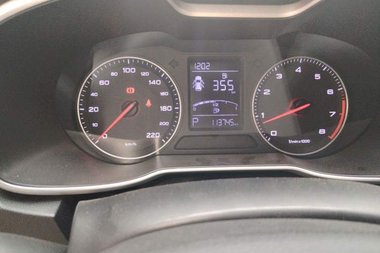 Used MG ZS 2017 1.5L Automatic Elite Edition Instrument Cluster