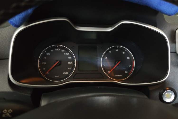 Used MG ZS 2017 1.5L Automatic Luxury Edition Instrument Cluster