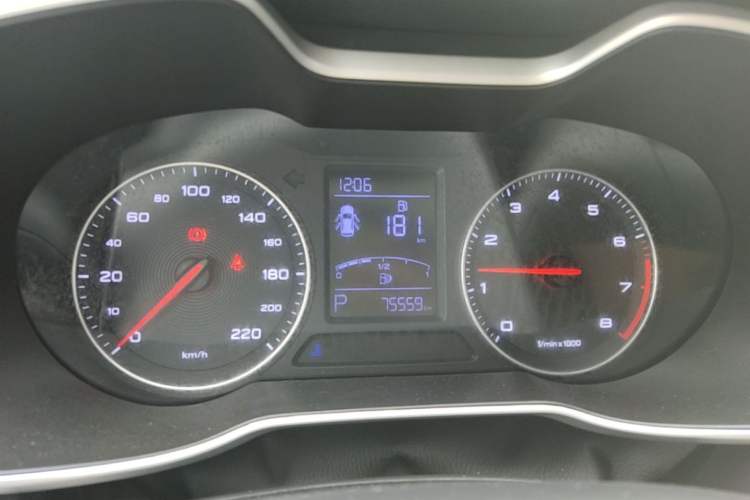 Used MG ZS 2017 1.5L Automatic Luxury Internet Edition Instrument Cluster