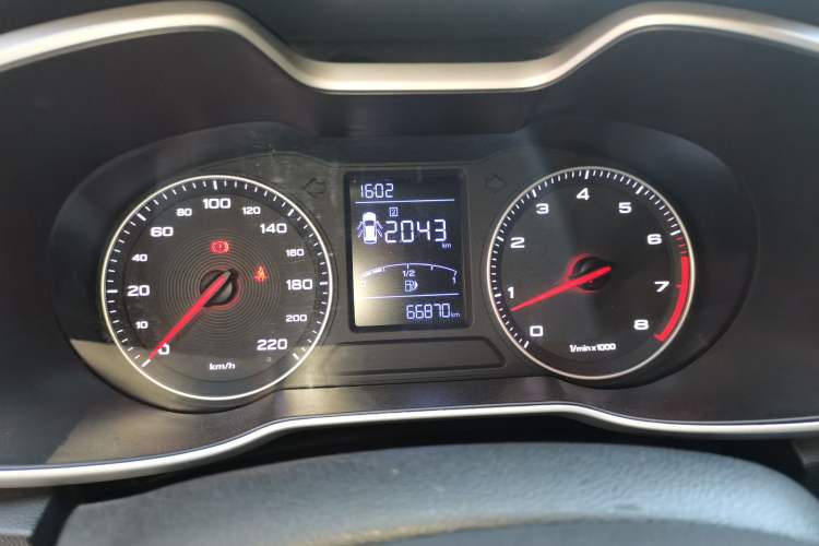 Used MG ZS 2017 1.5L Manual Fashion Edition Instrument Cluster
