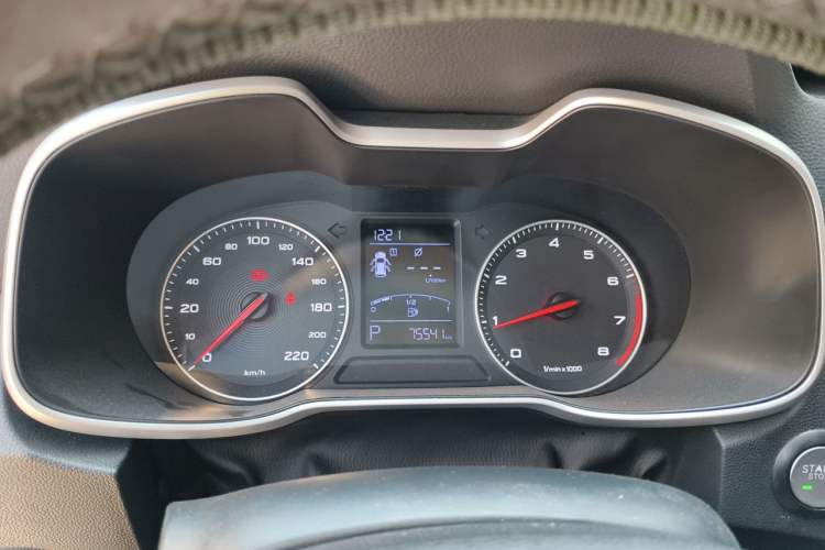 Used MG ZS 2017 1.5L Automatic Luxury Edition Instrument Cluster