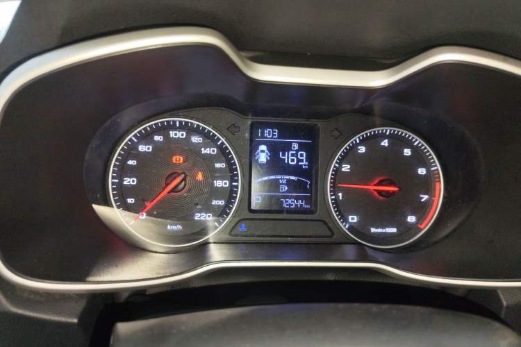 Used MG ZS 2017 1.5L Automatic Luxury Edition Instrument Cluster