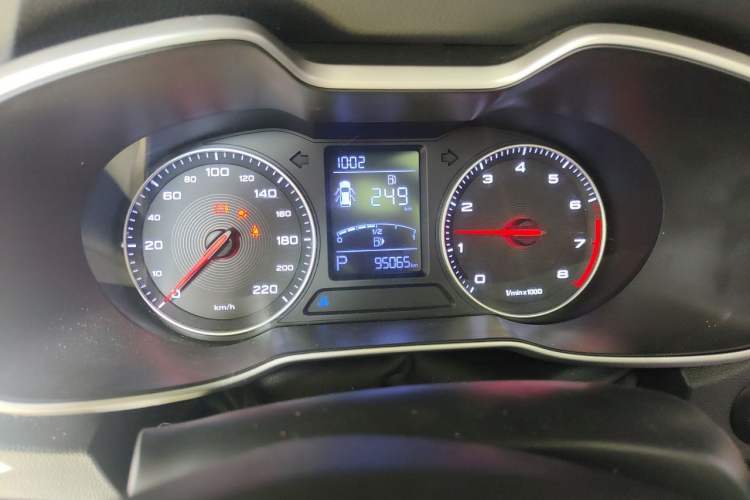 Used MG ZS 2017 1.5L Automatic Luxury Edition Instrument Cluster