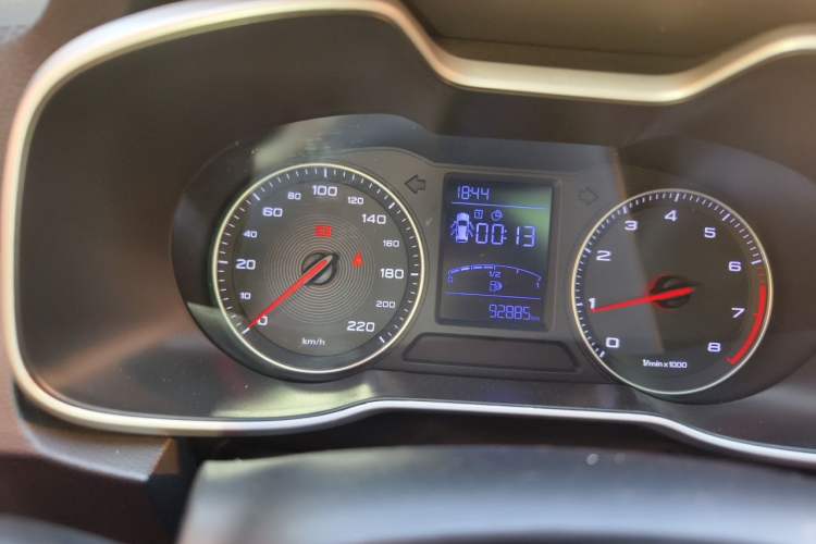 Used MG ZS 2017 1.5L Manual Luxury Edition Instrument Cluster