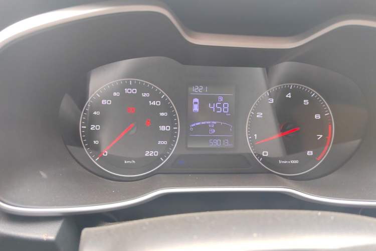 Used MG ZS 2017 1.5L Manual Luxury Edition Instrument Cluster