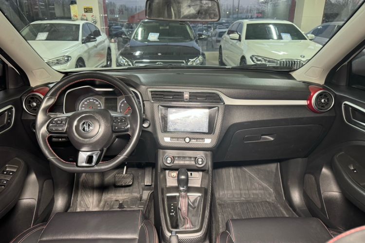 Used MG ZS 2017 16T Automatic Flagship Internet Edition Interior 12
