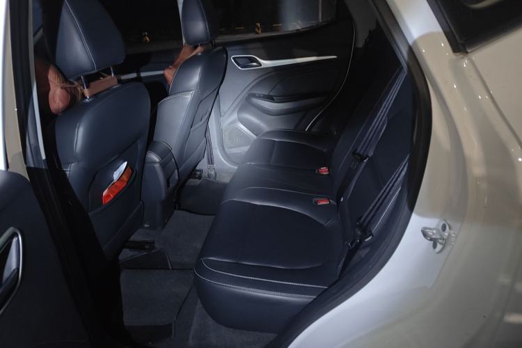 Used MG ZS 2017 1.5L Automatic Elite Edition Interior 4