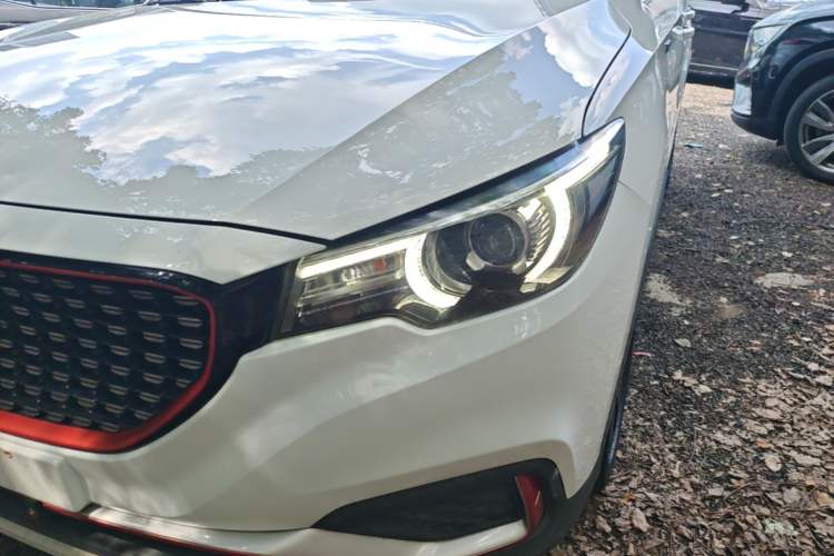 Used MG ZS 2017 16T Automatic Flagship Internet Edition Left Front Headlight