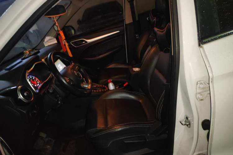 Used MG ZS 2017 1.5L Automatic Luxury Edition Left Front Seat