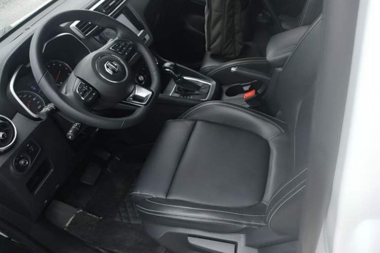 Used MG ZS 2017 1.5L Automatic Luxury Internet Edition Left Front Seat