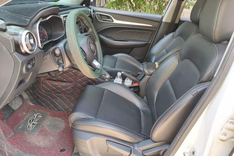 Used MG ZS 2017 1.5L Automatic Luxury Edition Left Front Seat