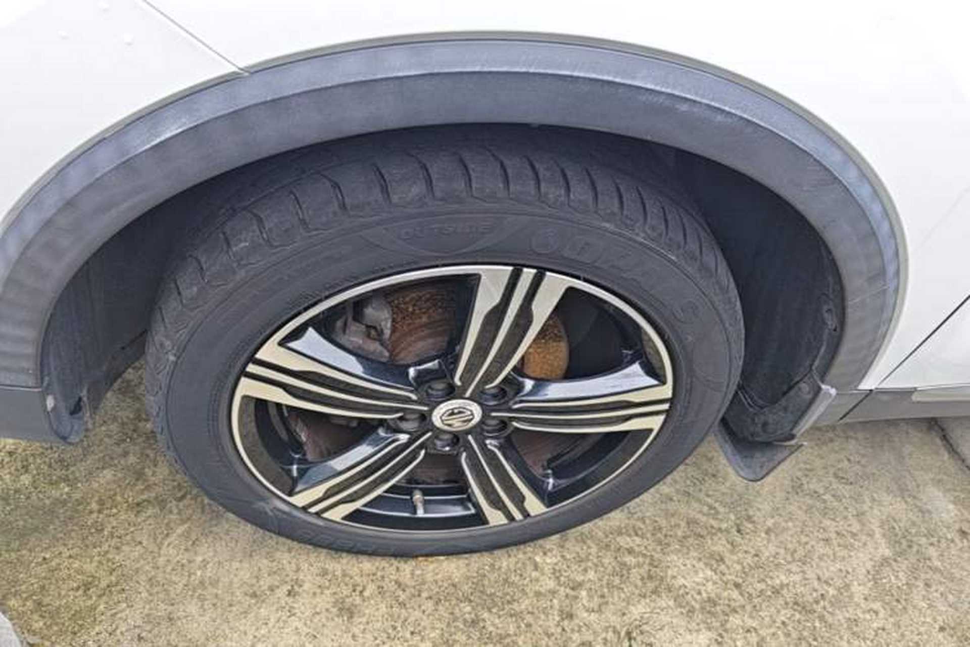 Used MG ZS 2017 16T Automatic Prestige Edition Left Front Wheel Hub