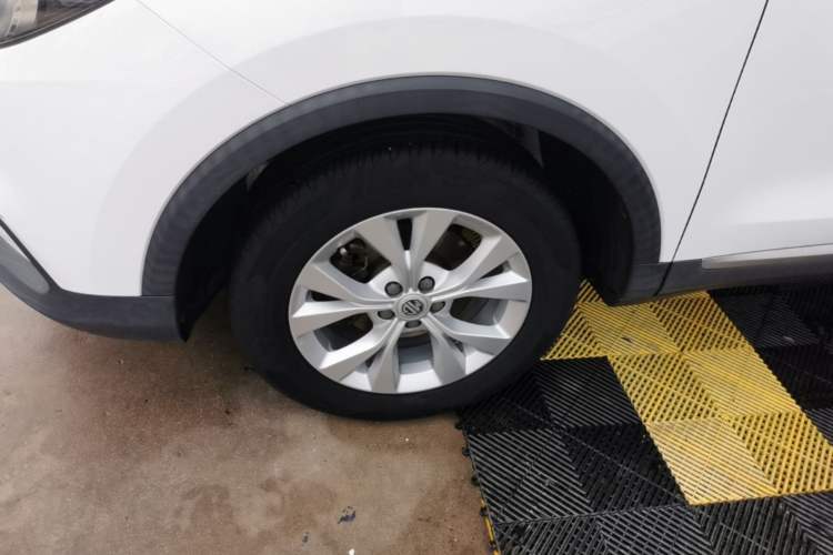 Used MG ZS 2017 1.5L Manual Comfort Edition Left Front Wheel Hub