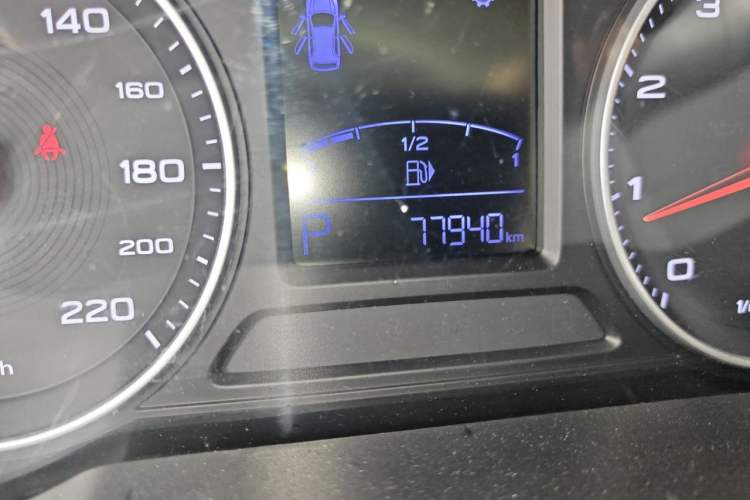 Used MG ZS 2017 1.5L Automatic Luxury Edition Odometer Close Up