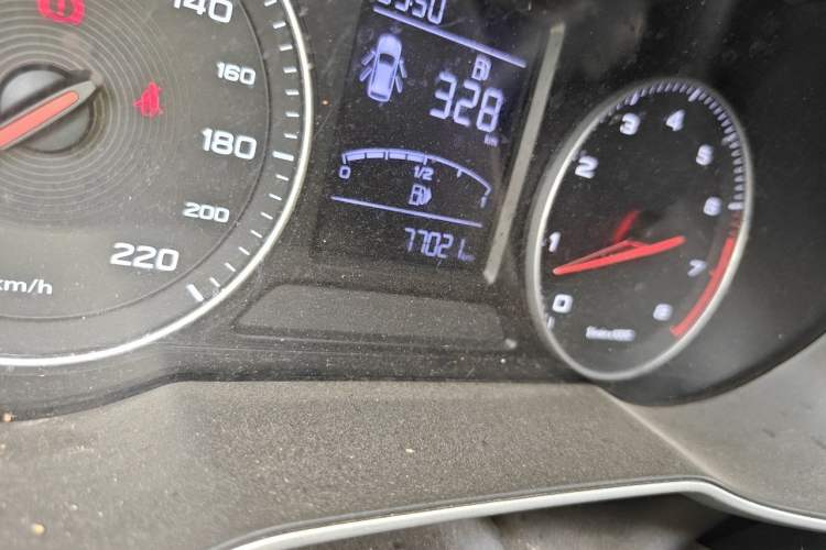 Used MG ZS 2017 1.5L Manual Luxury Edition Odometer Close Up