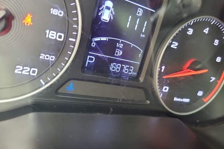 Used MG ZS 2017 1.5L Automatic Luxury Edition Odometer Close Up